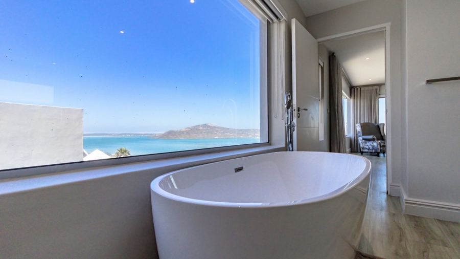 6 Bedroom Property for Sale in Myburgh Park Western Cape